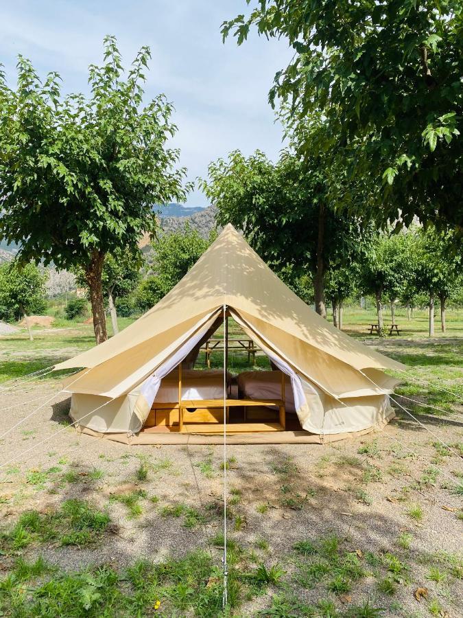 Camping Oliana Exteriér fotografie