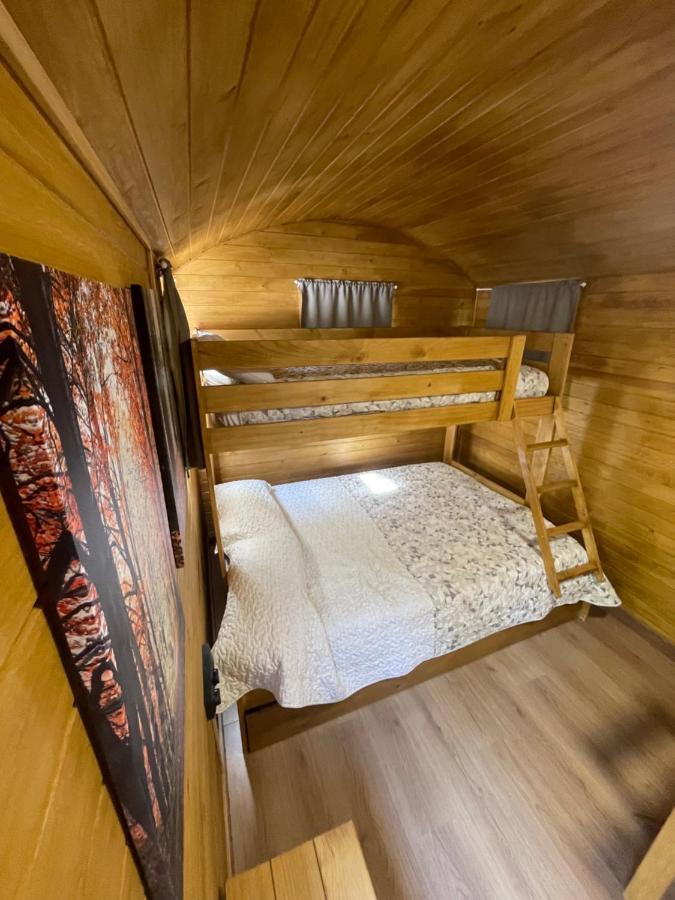 Camping Oliana Exteriér fotografie