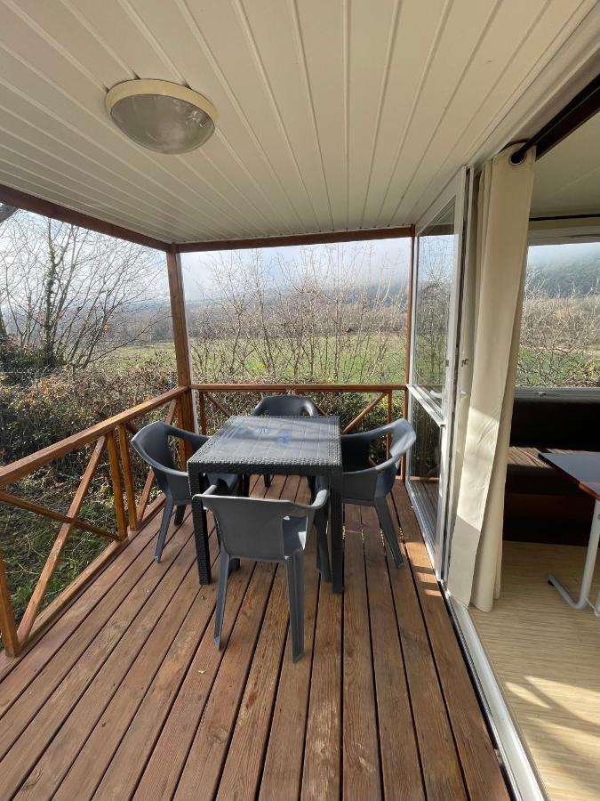 Camping Oliana Exteriér fotografie