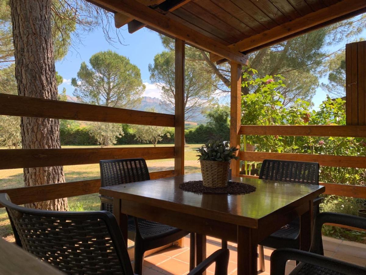 Camping Oliana Exteriér fotografie