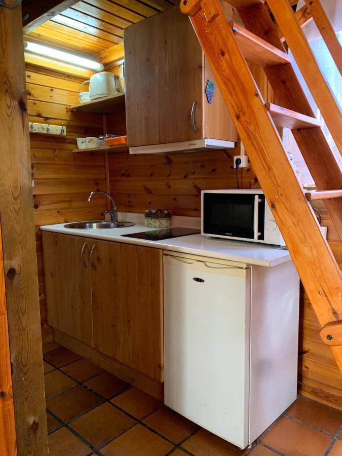 Camping Oliana Exteriér fotografie
